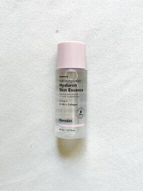 Hanskin Hyaluron Skin Essence – Soft Pink Hydrating Serum